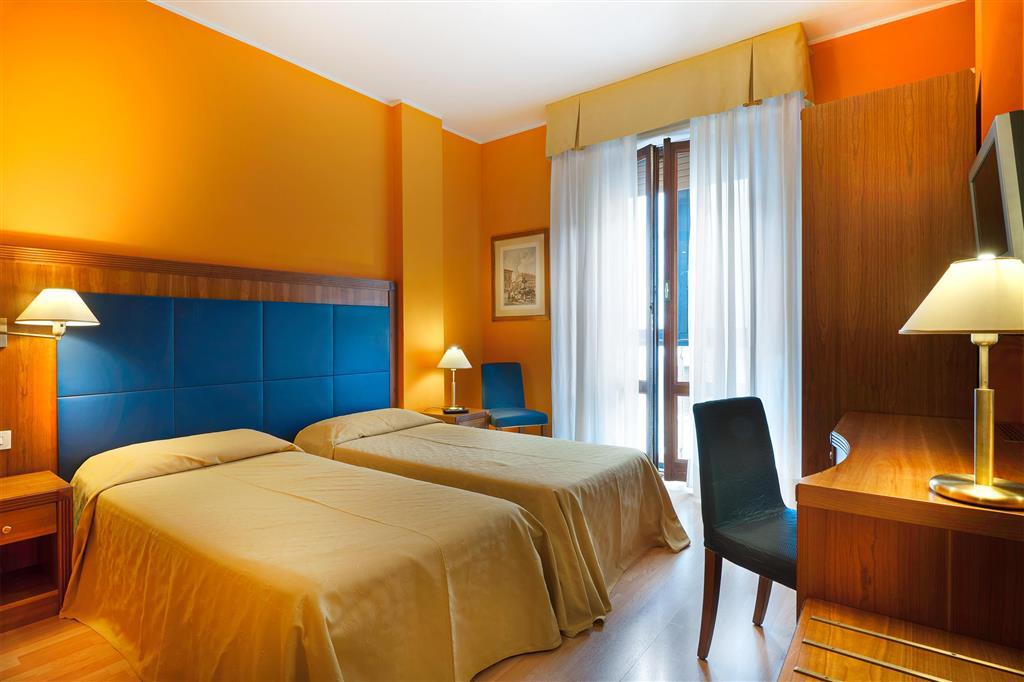 Super 8 By Wyndham High Point/Greensboro Room photo